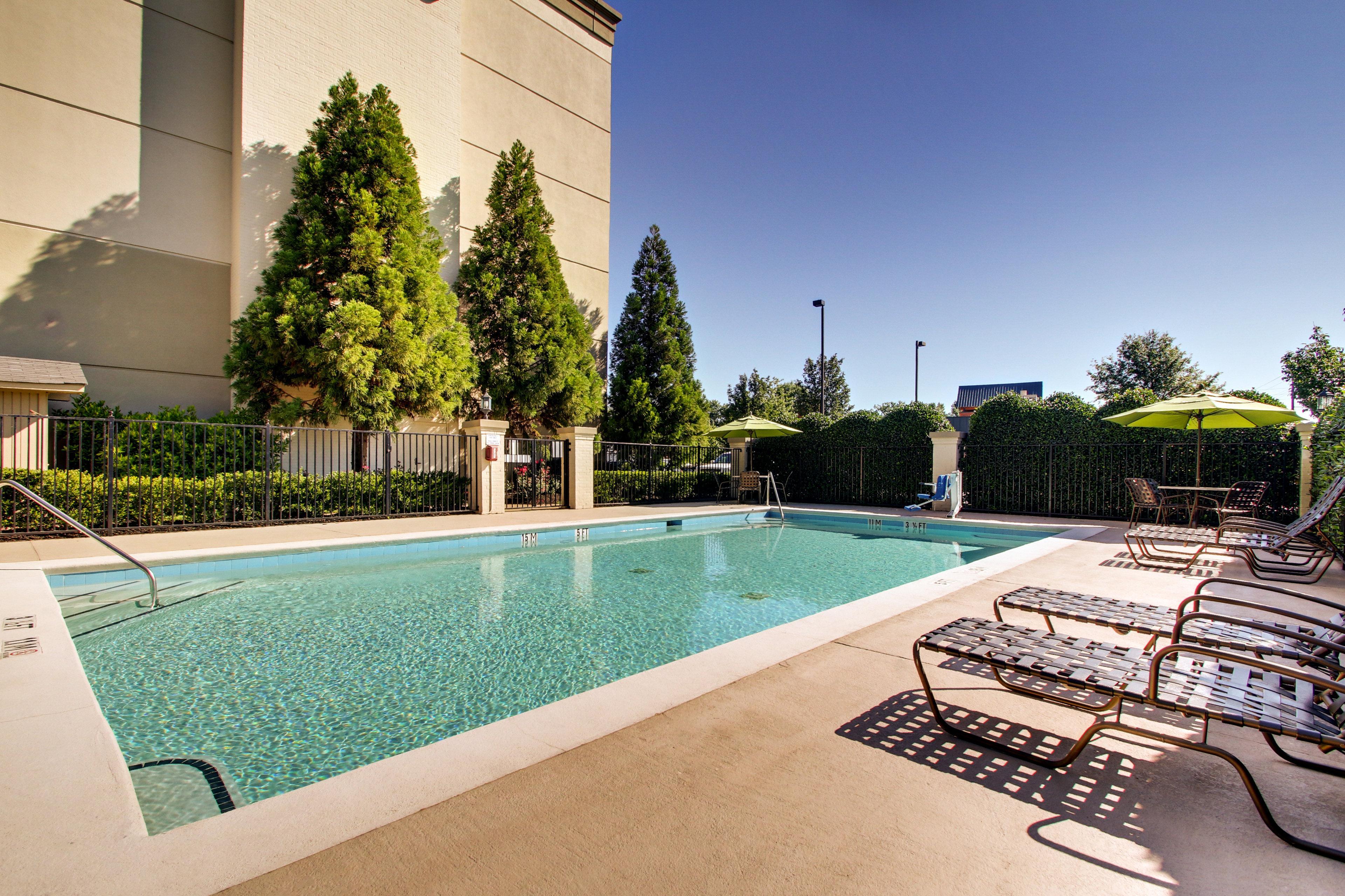 Holiday Inn Express - Atlanta-Kennesaw By Ihg Exterior photo