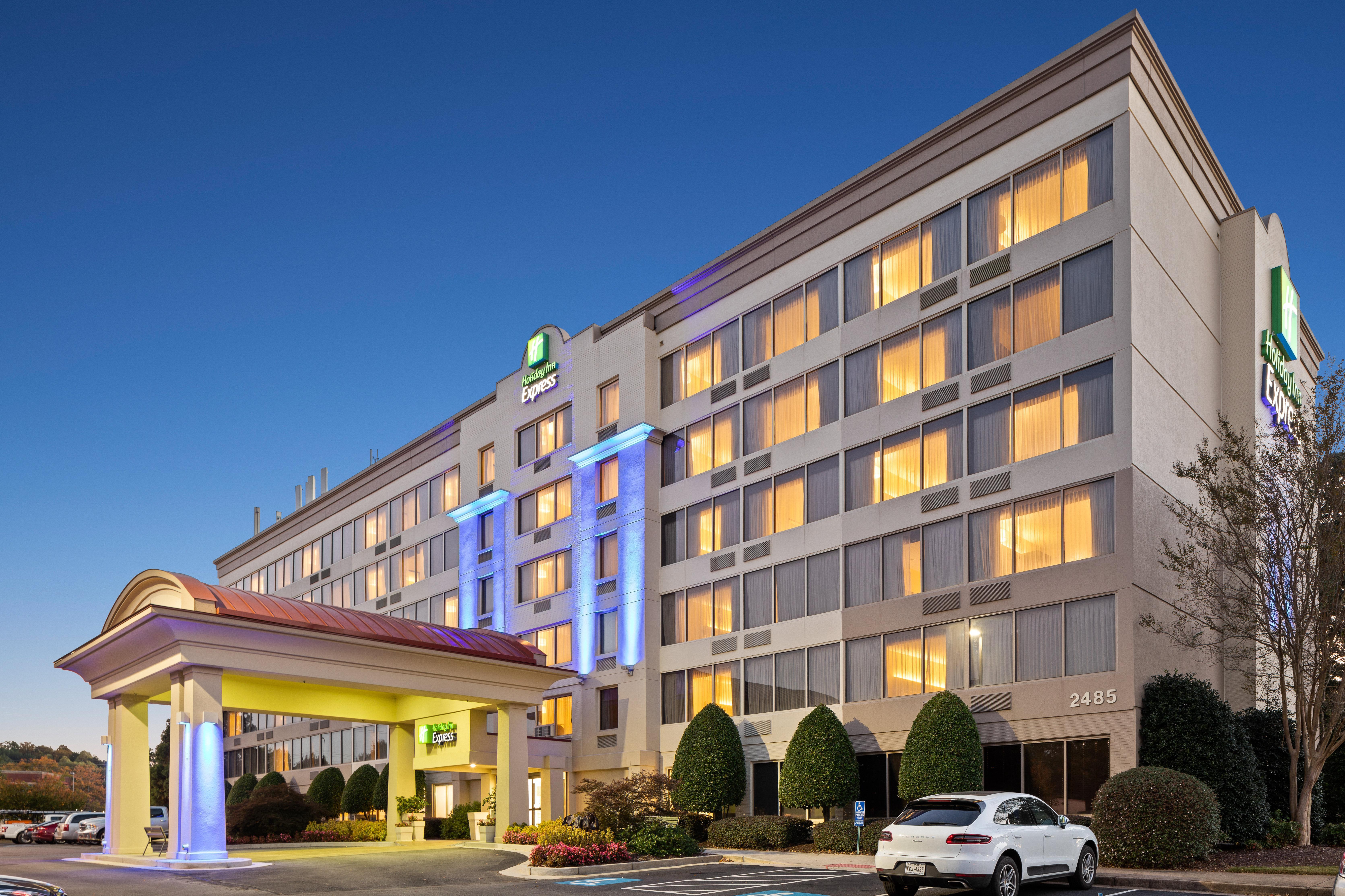 Holiday Inn Express - Atlanta-Kennesaw By Ihg Exterior photo