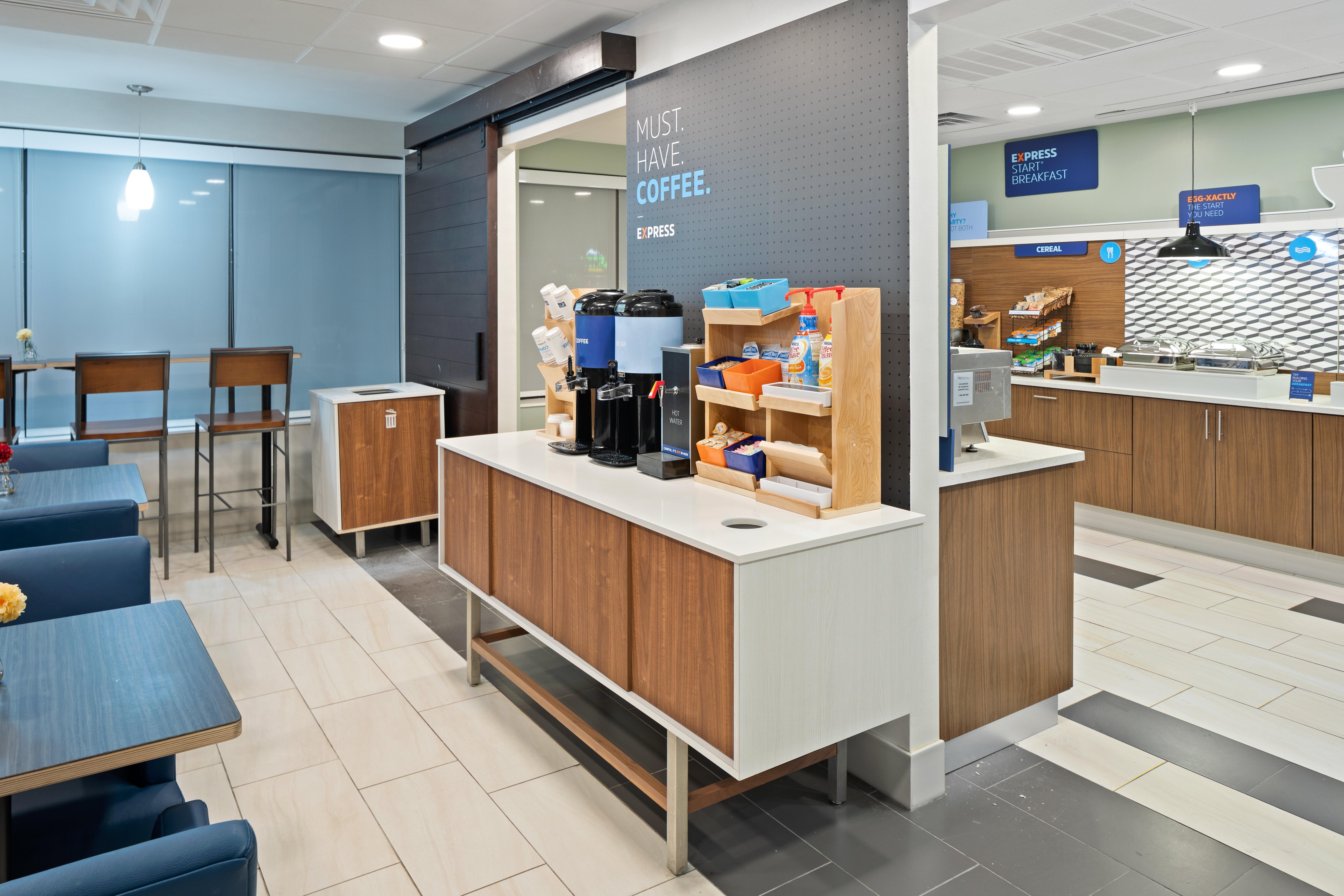 Holiday Inn Express - Atlanta-Kennesaw By Ihg Exterior photo